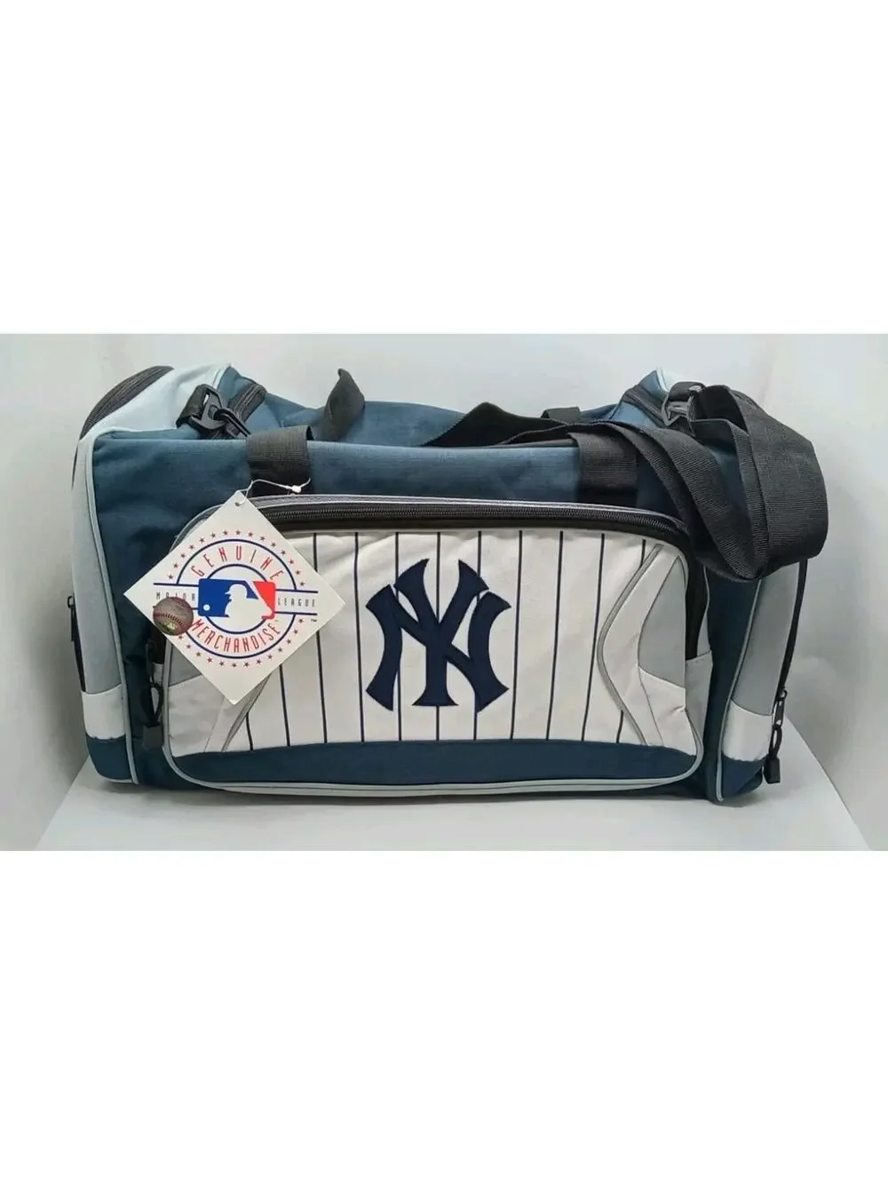 Y2K 2010 New York Yankees MLB Embroidered Logo Duffel Bag 18